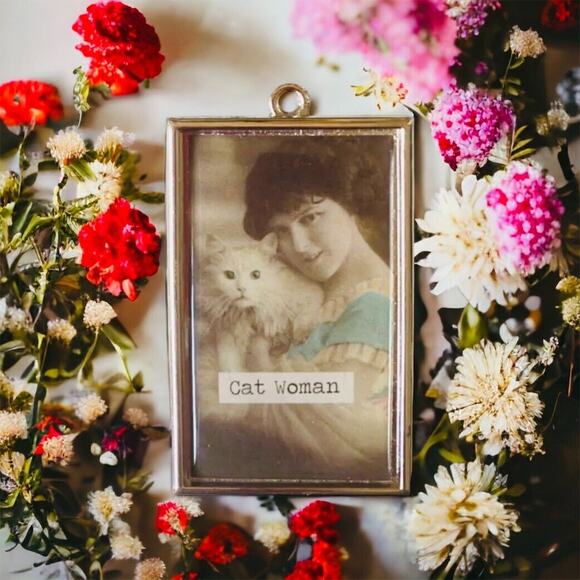 New Silver Cat Woman My Kitty is Less Demanding Than My Husband Vtg Face Charm - Picture 1 of 2